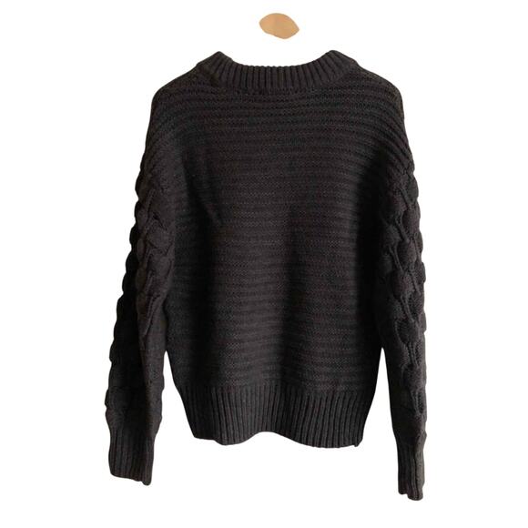 NWT Elodie Popcorn Bubble Sleeve Crewneck Sweater Gray Size Small - Picture 5 of 6